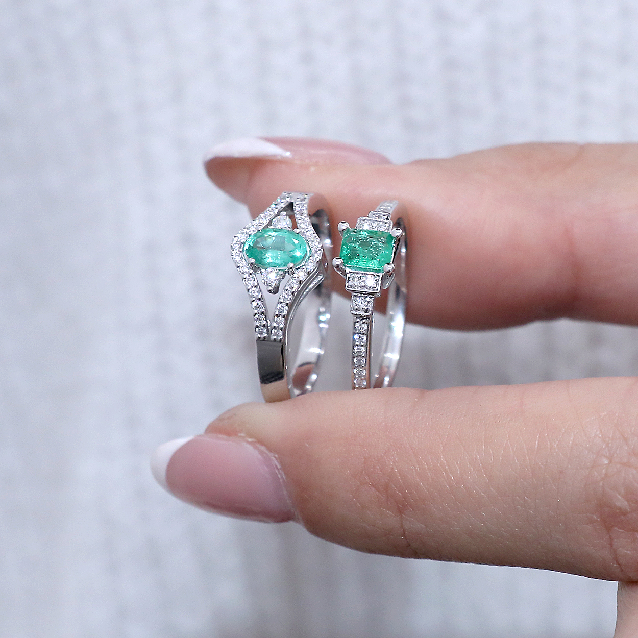 Δαχτυλίδι DiamondJools Λευκόχρυσος Κ18 με Σμαράγδι & Διαμάντια