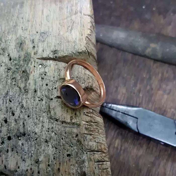 SKU-11900 / Δαχτυλίδι Ροζ Χρυσός Κ14 με Ιωλίτη