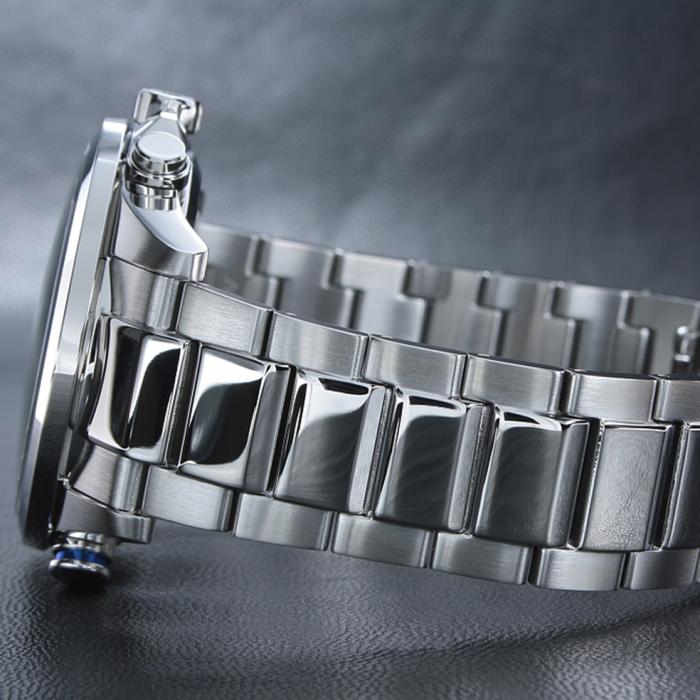 SKU-18321 / CASIO Edifice Solar Bluetooth Stainless Steel Bracelet