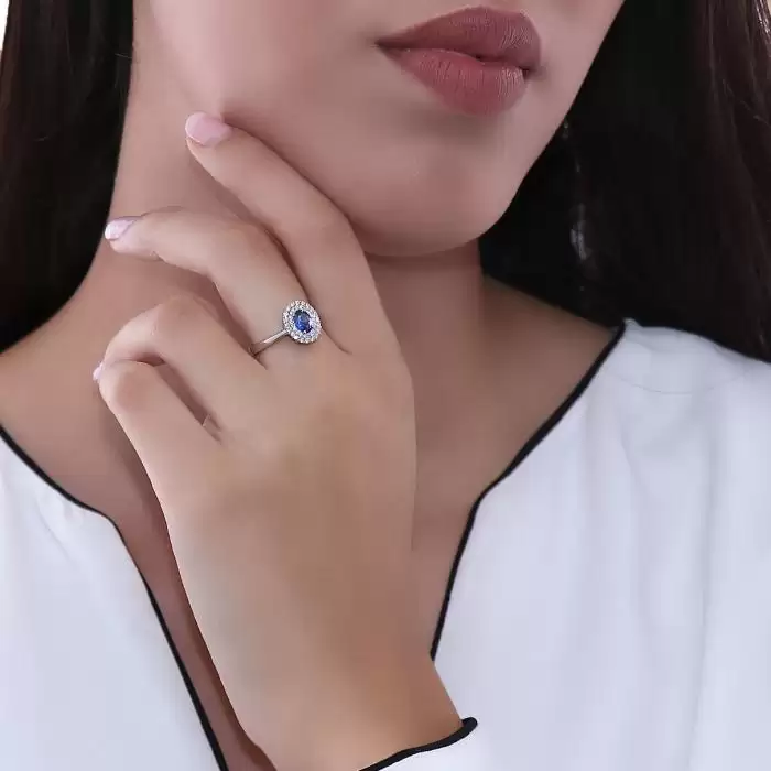 Δαχτυλίδι Λευκόχρυσος Κ18 με  Ζαφείρι & Διαμάντια