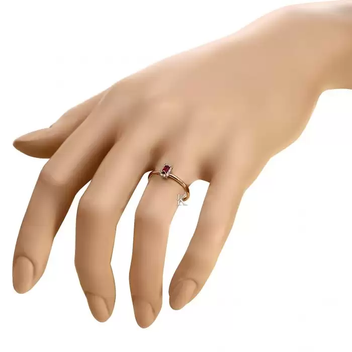 SKU-39325 / Δαχτυλίδι Ροζ Χρυσός Κ18 με Ρουμπίνι & Διαμάντια 