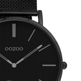 Ανδρικό Ρολόι OOZOO Vintage με Μαύρο Μπρασελέ | C9932 SKU-39869