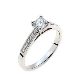 Μονόπετρο Δαχτυλίδι Λευκόχρυσος Κ18 με Διαμάντι σε κοπή Princess & πλαϊνά Διαμάντια