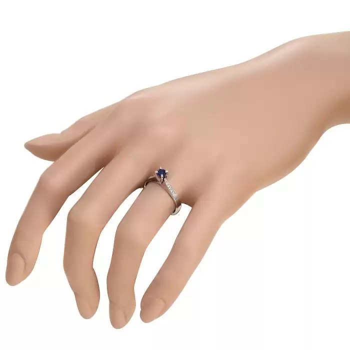 SKU-45588 / Δαχτυλίδι Λευκόχρυσος Κ18 με Ζαφείρι & Διαμάντια