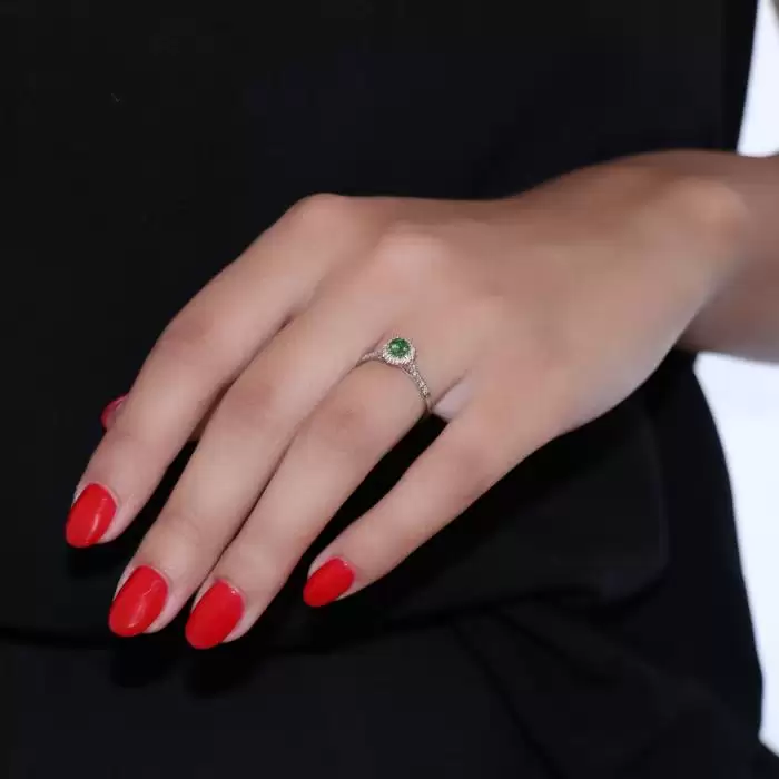 SKU-47116 /  Δαχτυλίδι Ροζέτα Λευκόχρυσος Κ18 με Green Tourmaline & Διαμάντια