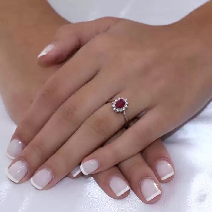 Δαχτυλίδι Ροζέτα Λευκόχρυσος Κ18 με Ρουμπίνι & Διαμάντια