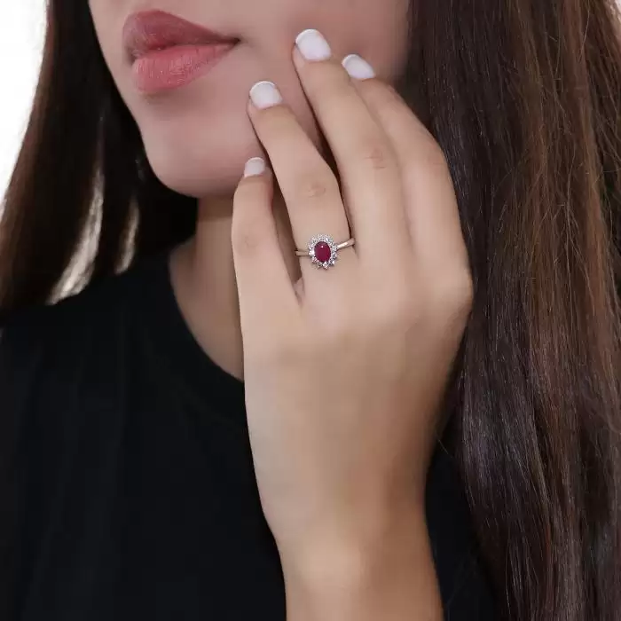 SKU-48201 /  Δαχτυλίδι Ροζέτα Λευκόχρυσος Κ18 με Ρουμπίνι & Διαμάντια
