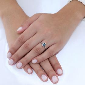 Δαχτυλίδι Λευκόχρυσος Κ18 London Blue Topaz & Διαμάντια SKU-49201