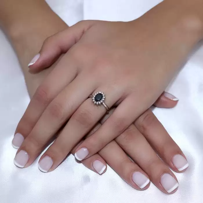 SKU-49835 /  Δαχτυλίδι Λευκόχρυσος Κ18 με Ζαφείρι & Διαμάντια