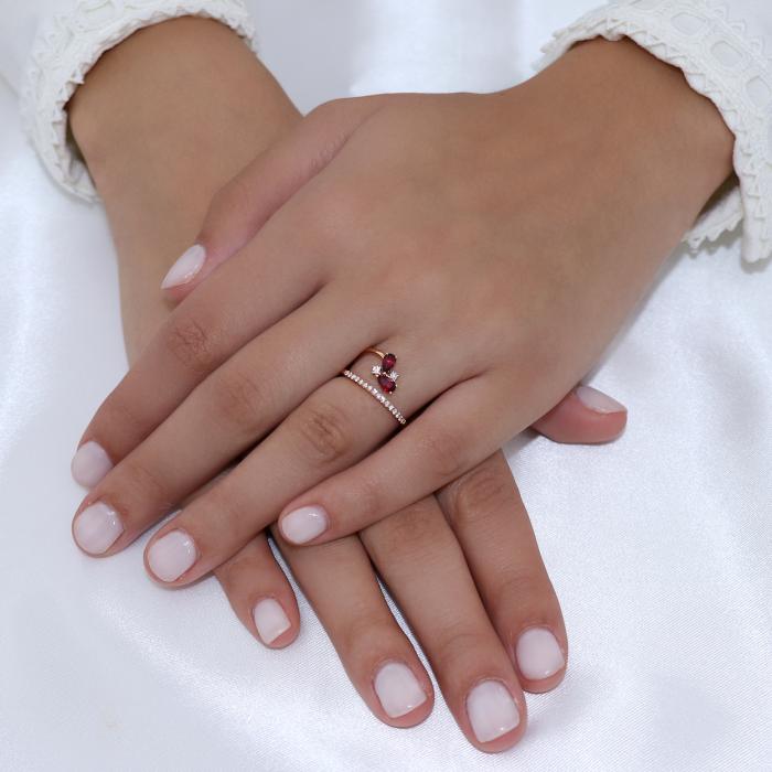 Δαχτυλίδι Ροζ Χρυσός Κ18 με Ρουμπίνια & Διαμάντια