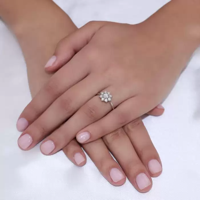 Δαχτυλίδι Ροζέτα Λευκόχρυσος Κ18 με Διαμάντια