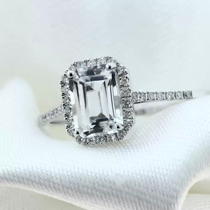 Δαχτυλίδι Ροζέτα Λευκόχρυσος Κ18 με White Topaz & Διαμάντια