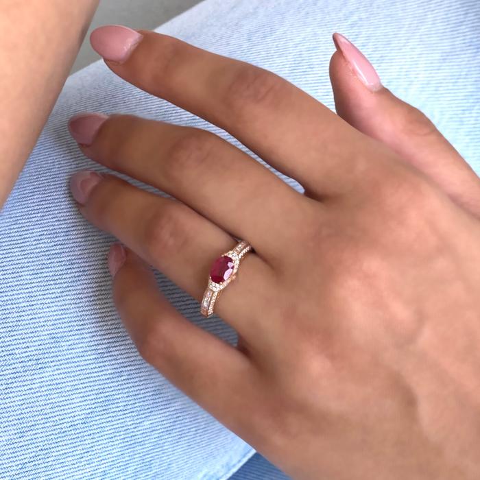 Δαχτυλίδι Ροζ Χρυσός Κ18 με Ρουμπίνι & Διαμάντια