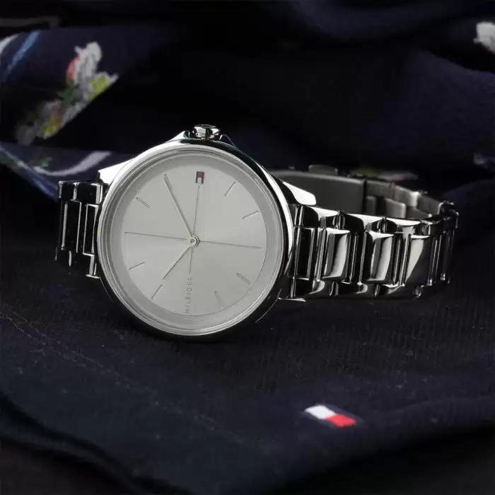 Ρολόι Γυναικείο TOMMY HILFIGER Delphine με Ασημί Μπρασελέ από Ανοξείδωτο Ατσάλι | 1782353 SKU-53230