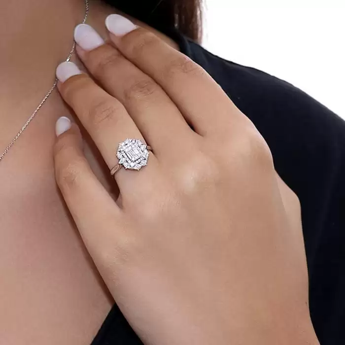 SKU-54058 / Δαχτυλίδι Λευκόχρυσος Κ18 με Διαμάντια