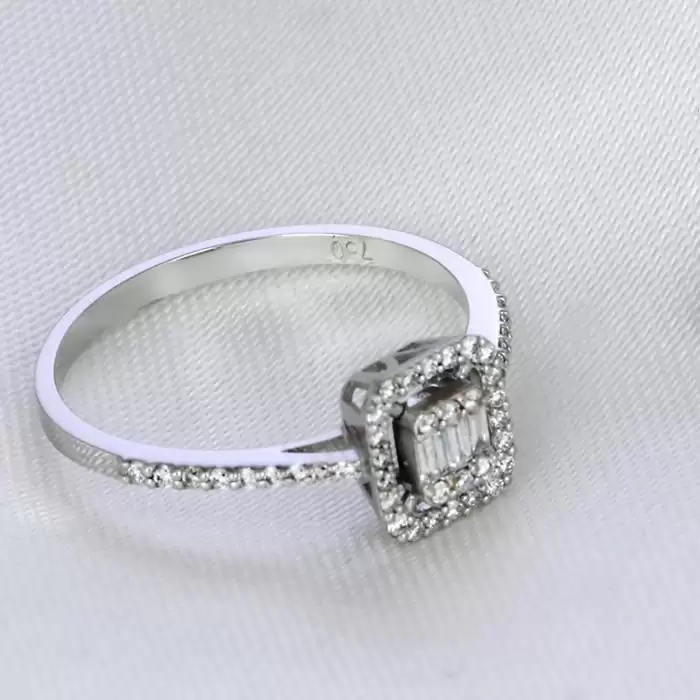 SKU-54061 / Δαχτυλίδι Λευκόχρυσος Κ18 με Διαμάντια