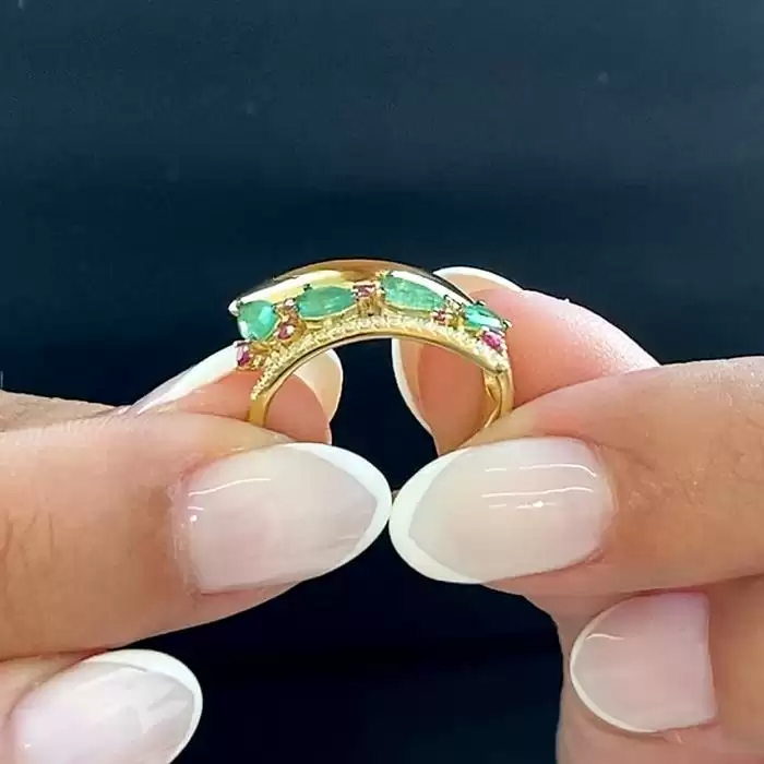 SKU-54197 / Δαχτυλίδι Χρυσός Κ18 με Σμαράγδια, Ρουμπίνια & Διαμάντια
