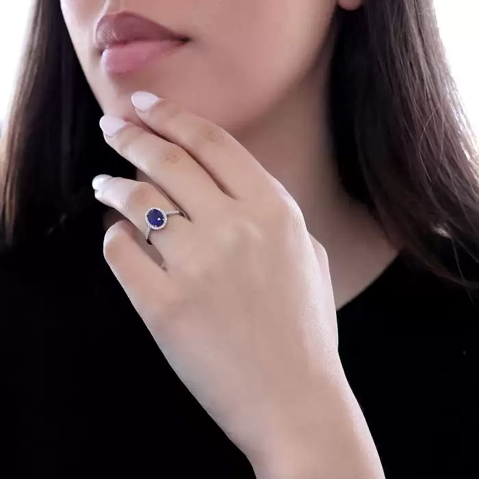 Δαχτυλίδι Ροζέτα Λευκόχρυσος Κ18 με Διαμάντια & Ζαφείρι