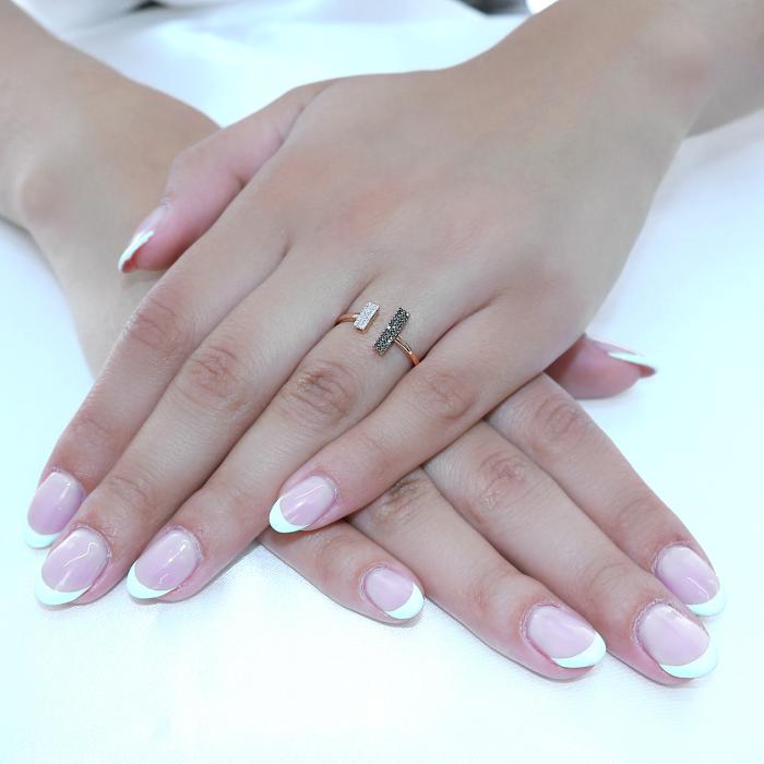 Δαχτυλίδι Ροζ Χρυσός Κ14 με Λευκά & Μαύρα Διαμάντια