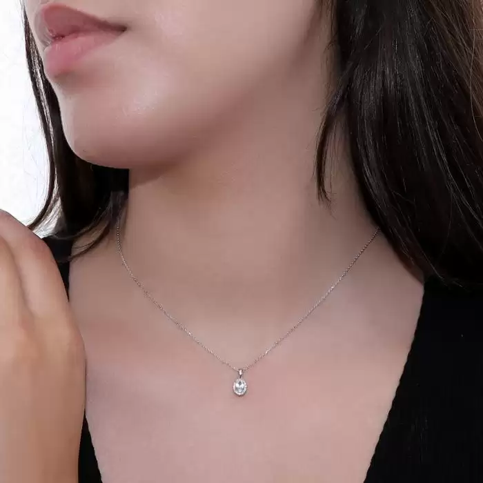 Κολιέ Ροζέτα Λευκόχρυσος Κ18 με Τοπάζι & Διαμάντια