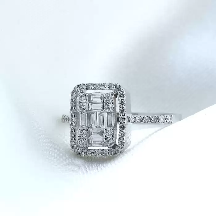 SKU-61387 / Δαχτυλίδι Λευκόχρυσος Κ18 με Διαμάντια