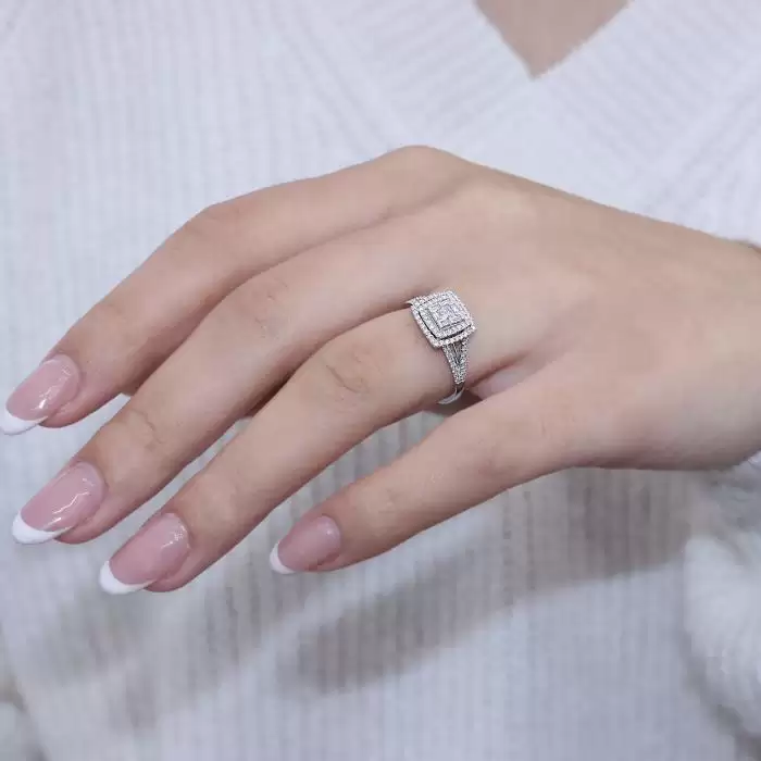 Δαχτυλίδι Λευκόχρυσος Κ18 με Διαμάντια