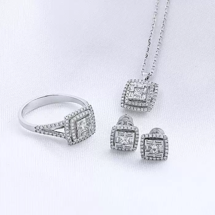 SKU-64162 / Σκουλαρίκια Λευκόχρυσος Κ18 με Διαμάντια