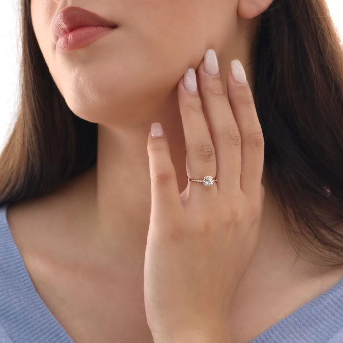 SKU-65553 / Δαχτυλίδι Ροζ Χρυσός Κ18 με Λευκό Ζαφείρι & Διαμάντια