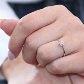 Μονόπετρο DiamondJools με Διαμάντια Λευκόχρυσος Κ18 SKU-70691