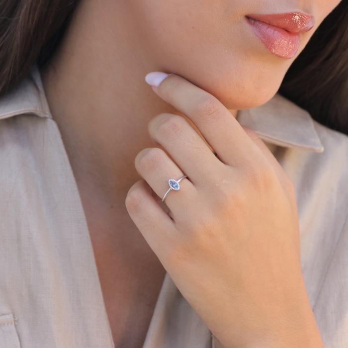 Δαχτυλίδι Ροζέτα με Ακουαμαρίνα & Διαμάντια Λευκόχρυσος Κ18