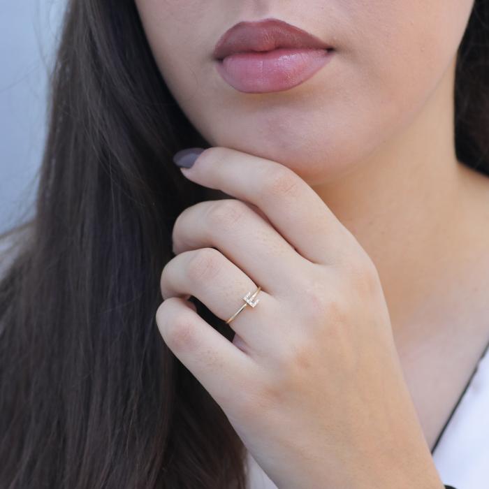 Δαχτυλίδι Μονόγραμμα ''Ε'' Χρυσός Κ14 με Ζιργκόν SKU-75064