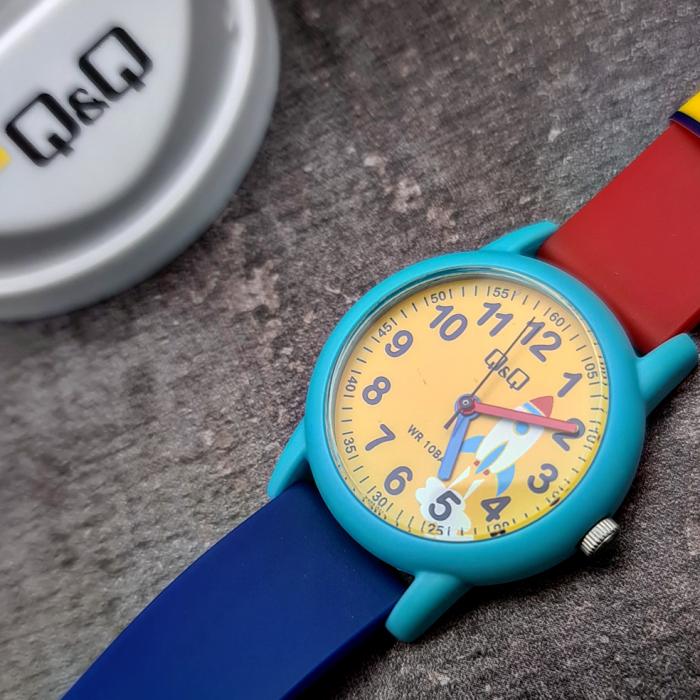 Q&Q Kids Rocket Two Tone Strap