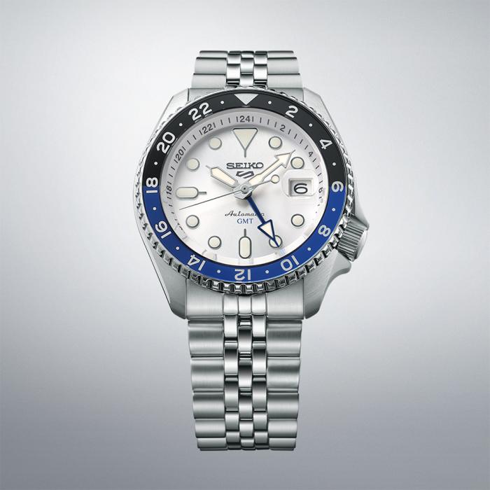 Ανδρικό Ρολόι SEIKO 5 Sports Αυτόματο με Ασημί Καντράν | SSK033K1 SKU-77986