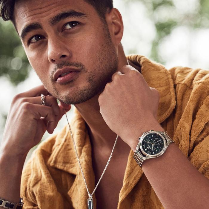 Ανδρικό Ρολόι BULOVA Curv με Πράσινο Καντράν