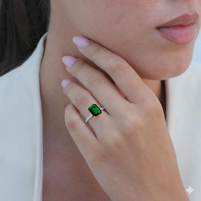 Δαχτυλίδι με Treated Σμαράγδι Χρυσός K18 SKU-80877