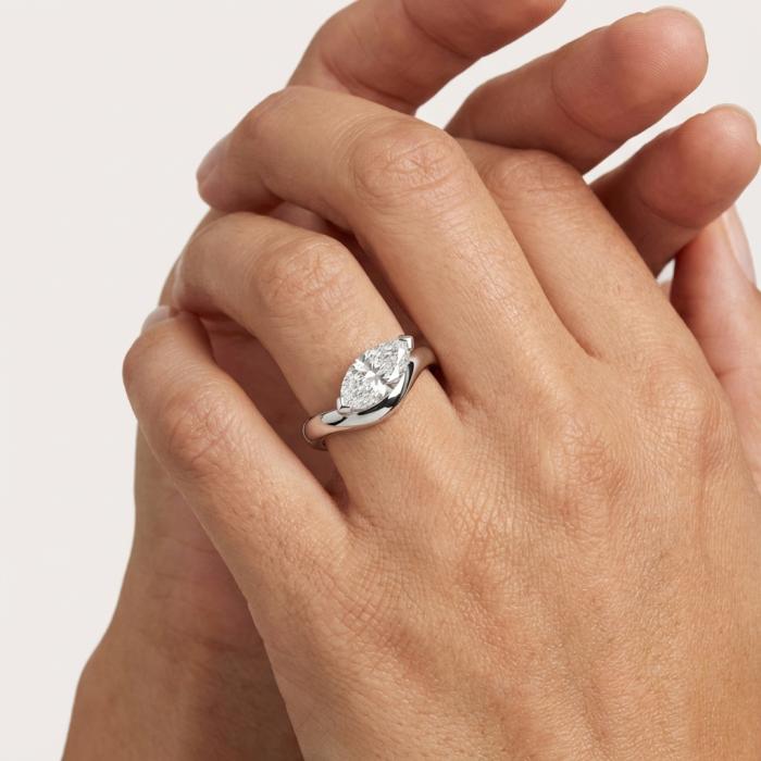 Μονόπετρο Δαχτυλίδι Marquise με Διαμάντι Λευκόχρυσος K18 SKU-82524