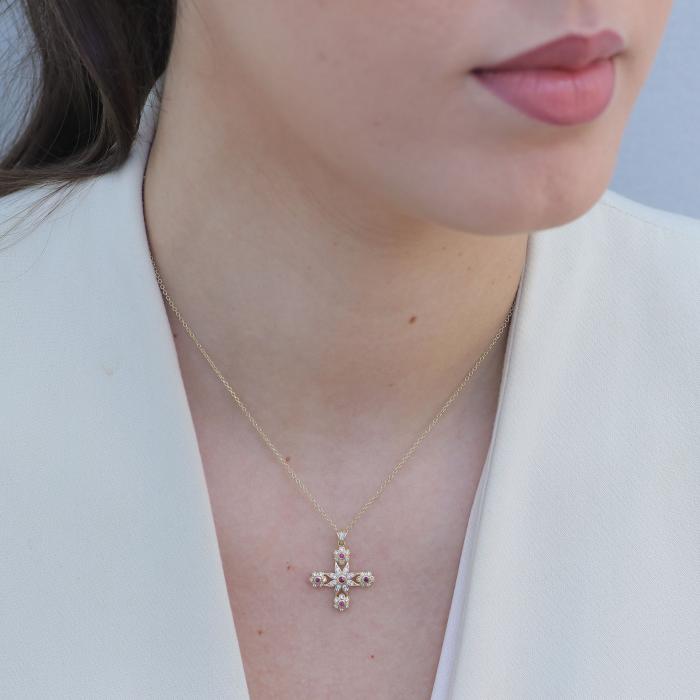 Σταυρός Κίτρινος Χρυσός K18 με Διαμάντια & Ρουμπίνια