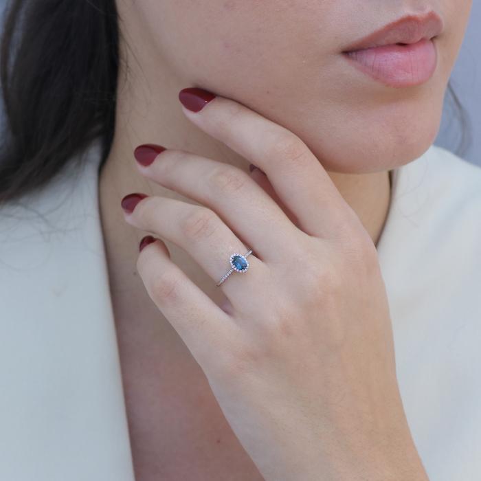 Δαχτυλίδι Ροζέτα με Διαμάντια & London Blue Topaz Λευκόχρυσος K18 SKU-83732
