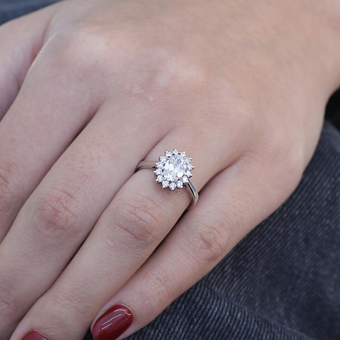 Δαχτυλίδι Ροζέτα με Lab Grown Diamond Oval Κοπής Λευκόχρυσος K18 SKU-83424