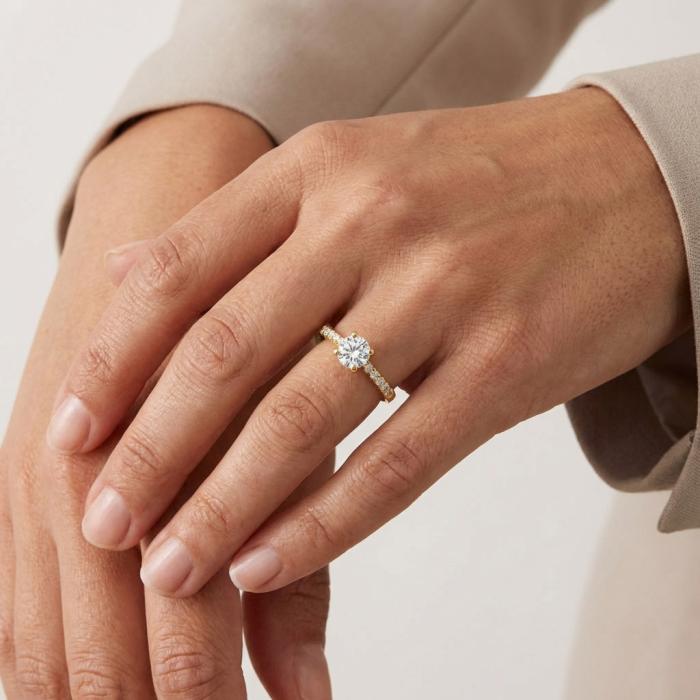 Δαχτυλίδι Γυναικείο με Λευκά Ζιργκόν Χρυσός K9