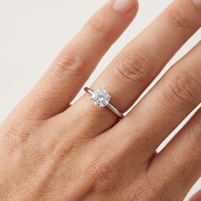 Μονόπετρο Δαχτυλίδι με Διαμάντι σε Λευκόχρυσο K18 SKU-84229