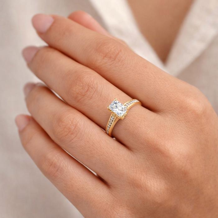 Δαχτυλίδι Χρυσός K9 με Λευκά Ζιργκόν SKU-85390