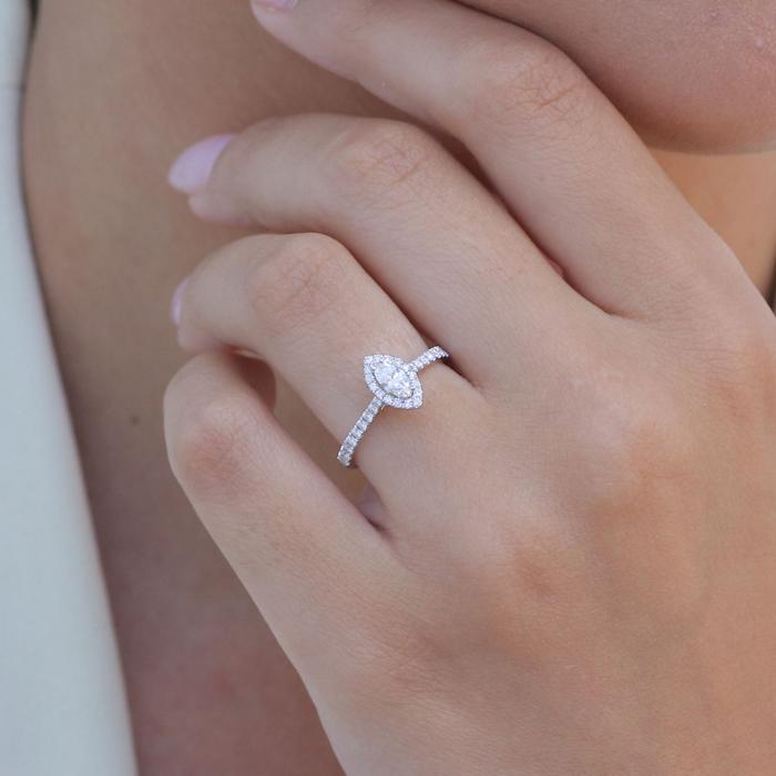 Μονόπετρο Δαχτυλίδι σε Λευκόχρυσο Κ14 SKU-85499