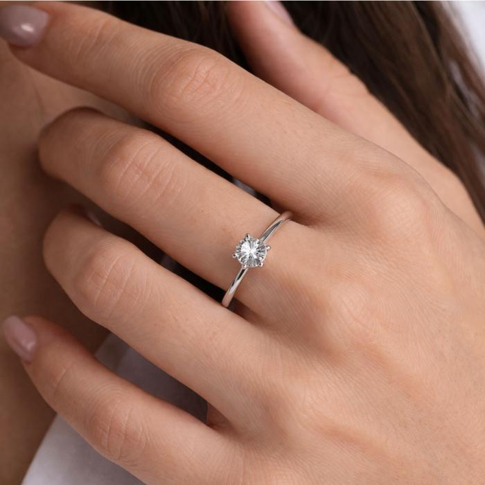 Μονόπετρο με Διαμάντι σε Λευκόχρυσο Κ18 SKU-85558