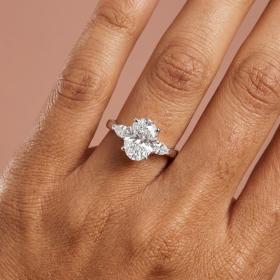 Μονόπετρο με Lab Grown Diamond Oval Κοπής σε Λευκόχρυσο K18 SKU-88462