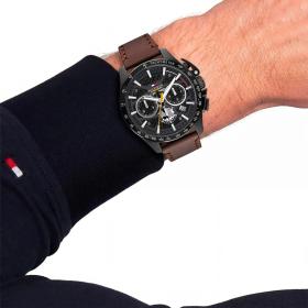 Ανδρικό Ρολόι TOMMY HILFIGER Bank με Καφέ Λουράκι SKU-89012