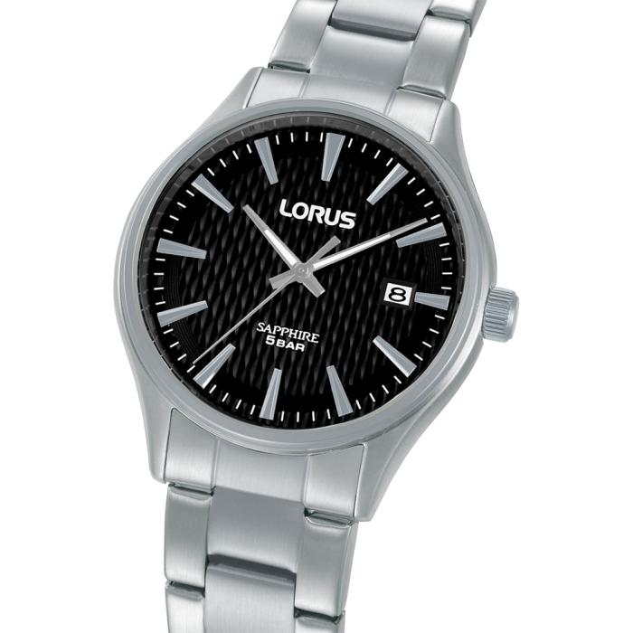 Ανδρικό Ρολόι LORUS Classic με Μαύρο Καντράν & Ασημί Μπρασελέ
